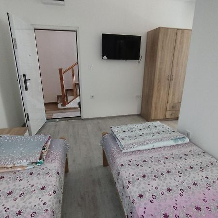Apartmani 15 Cetinje Eksteriør bilde