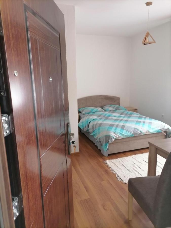 Apartmani 15 Cetinje Eksteriør bilde